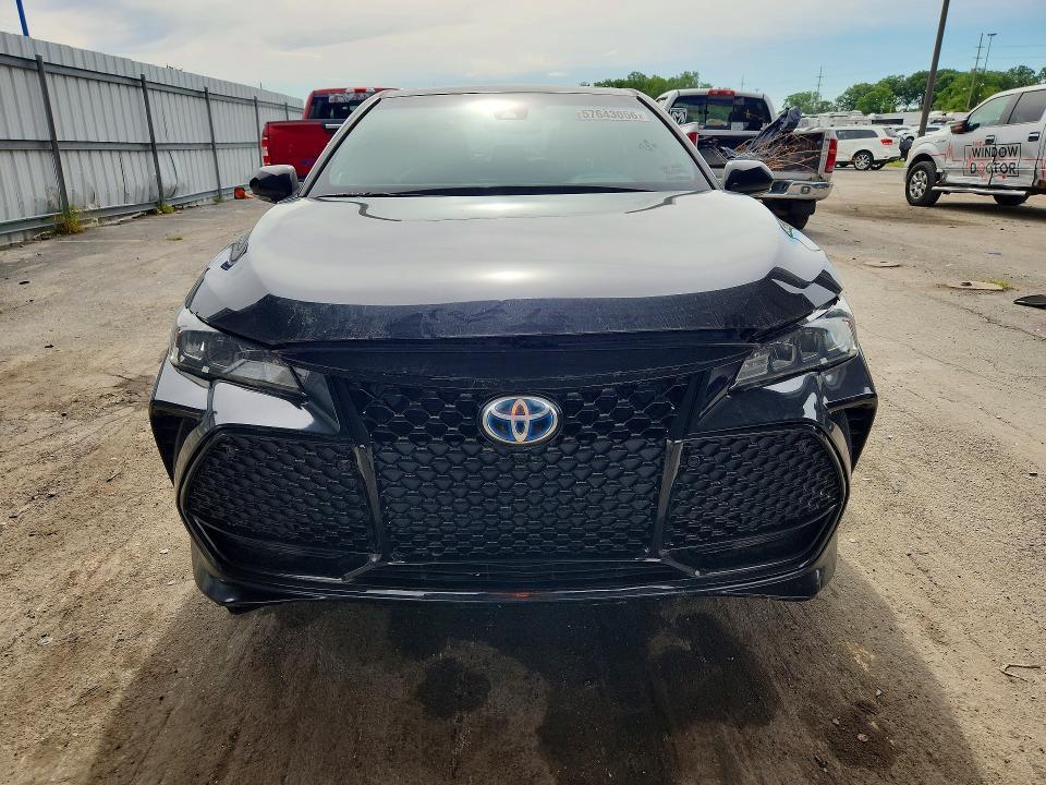2019 TOYOTA AVALON HYBRID XSE — Фото 5 из 12