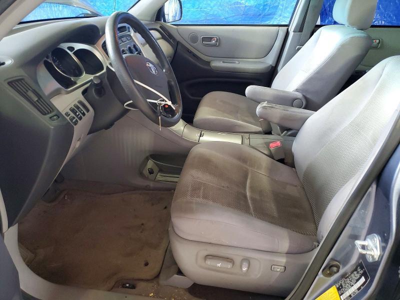 2006 TOYOTA HIGHLANDER BASE — Фото 7 из 13