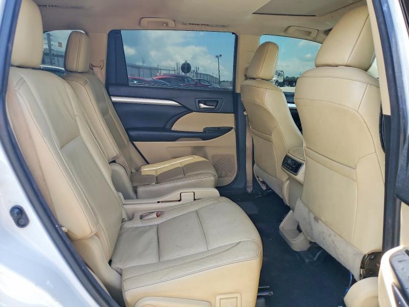 2017 TOYOTA HIGHLANDER XLE — Фото 11 из 13