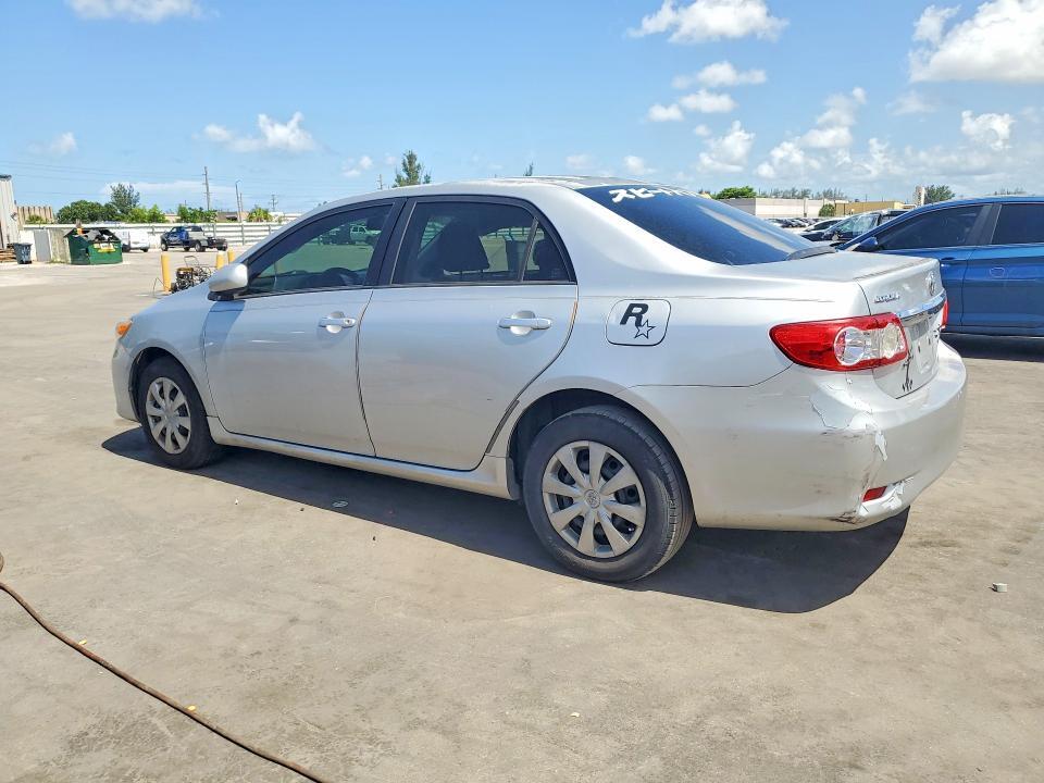 JTDBU4EEXB9158885 2011 TOYOTA COROLLA photo no. 2