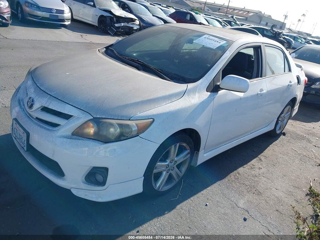 5YFBU4EE4DP142372 2013 TOYOTA COROLLA photo no. 2