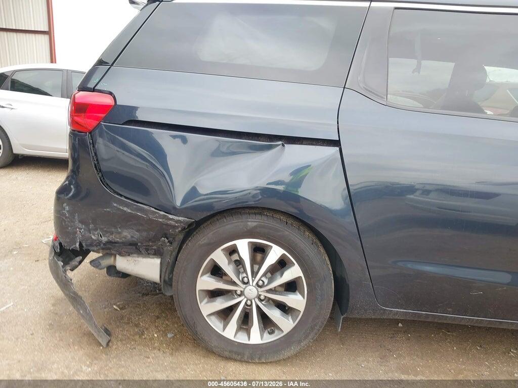 KNDMC5C15G6169724 2016 KIA SEDONA photo no. 6
