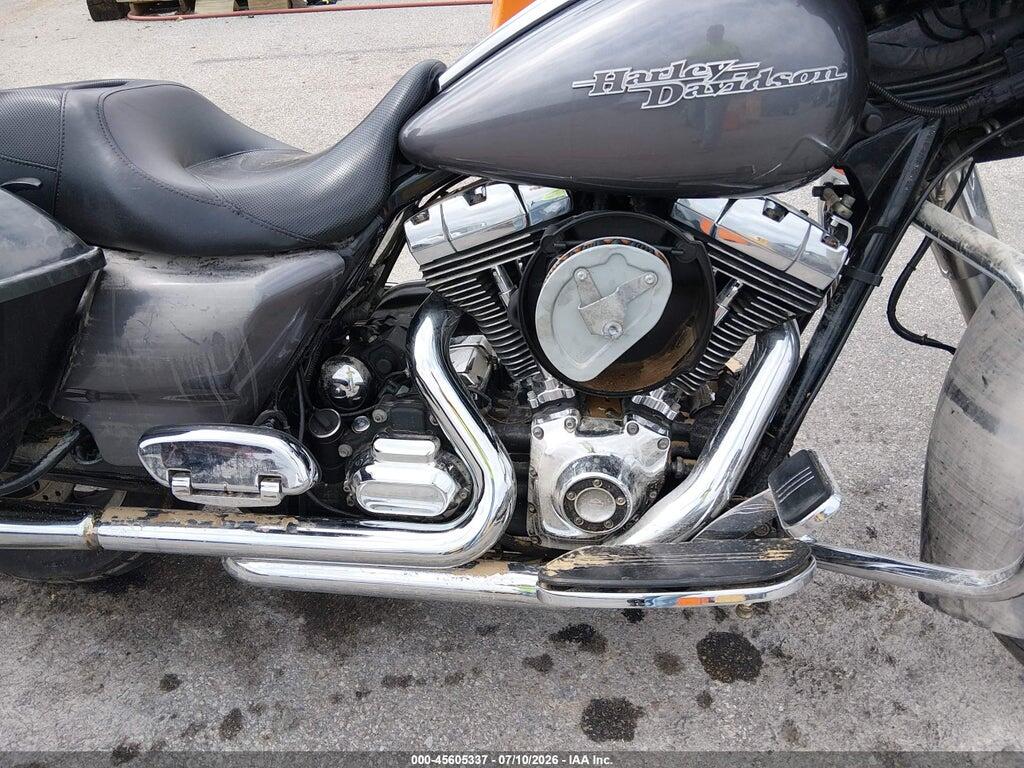 1HD1KBM12EB703820 2014 HARLEY-DAVIDSON FLHX photo no. 8