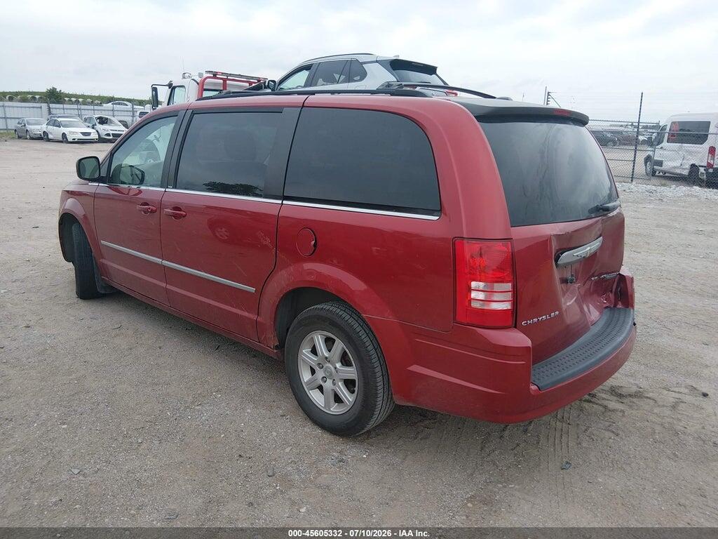 2A4RR5D17AR141162 2010 CHRYSLER TOWN & COUNTRY photo no. 3