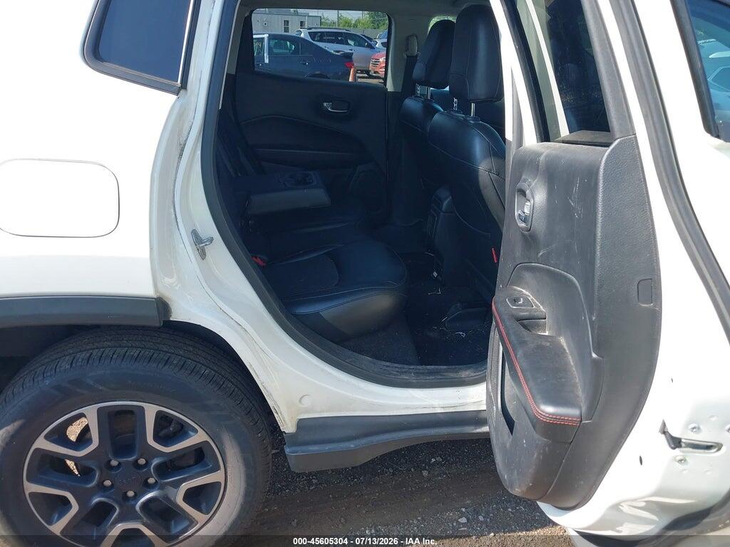 3C4NJDDB7KT671497 2019 JEEP COMPASS photo no. 7