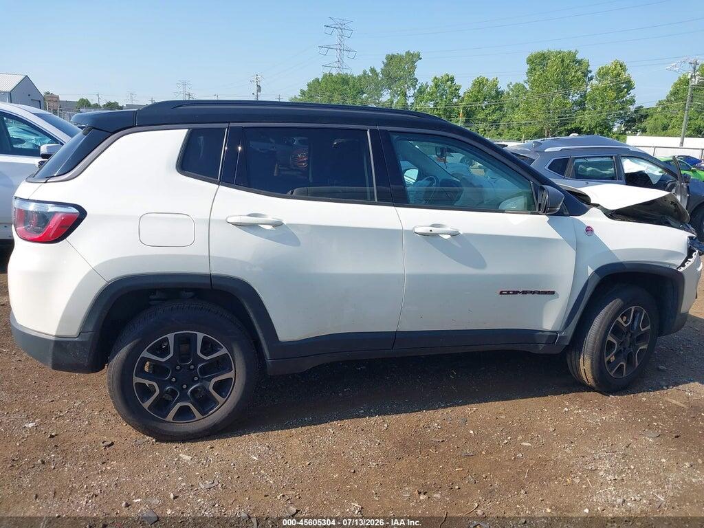 3C4NJDDB7KT671497 2019 JEEP COMPASS photo no. 9