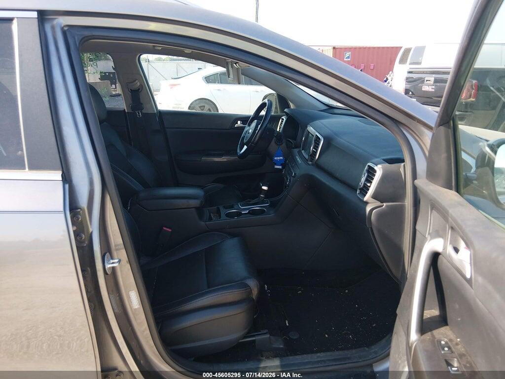 KNDPNCAC1H7052914 2017 KIA SPORTAGE photo no. 5