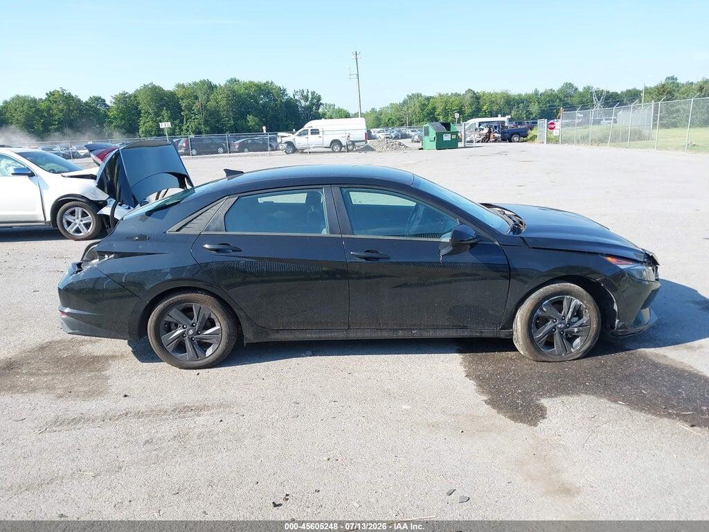 5NPLM4AG9PH104570 2023 HYUNDAI ELANTRA photo no. 12