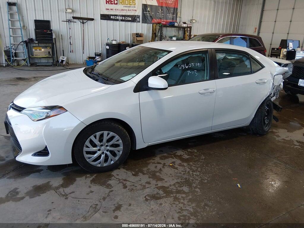 5YFBURHE5HP644676 2017 TOYOTA COROLLA photo no. 2