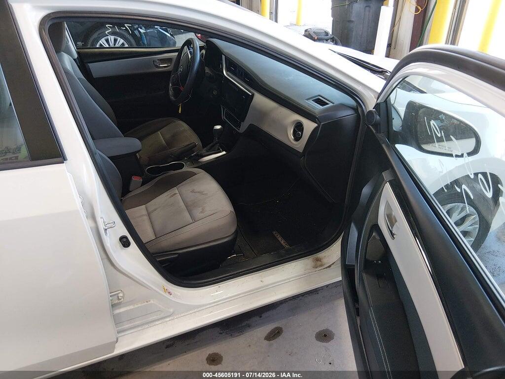 5YFBURHE5HP644676 2017 TOYOTA COROLLA photo no. 5