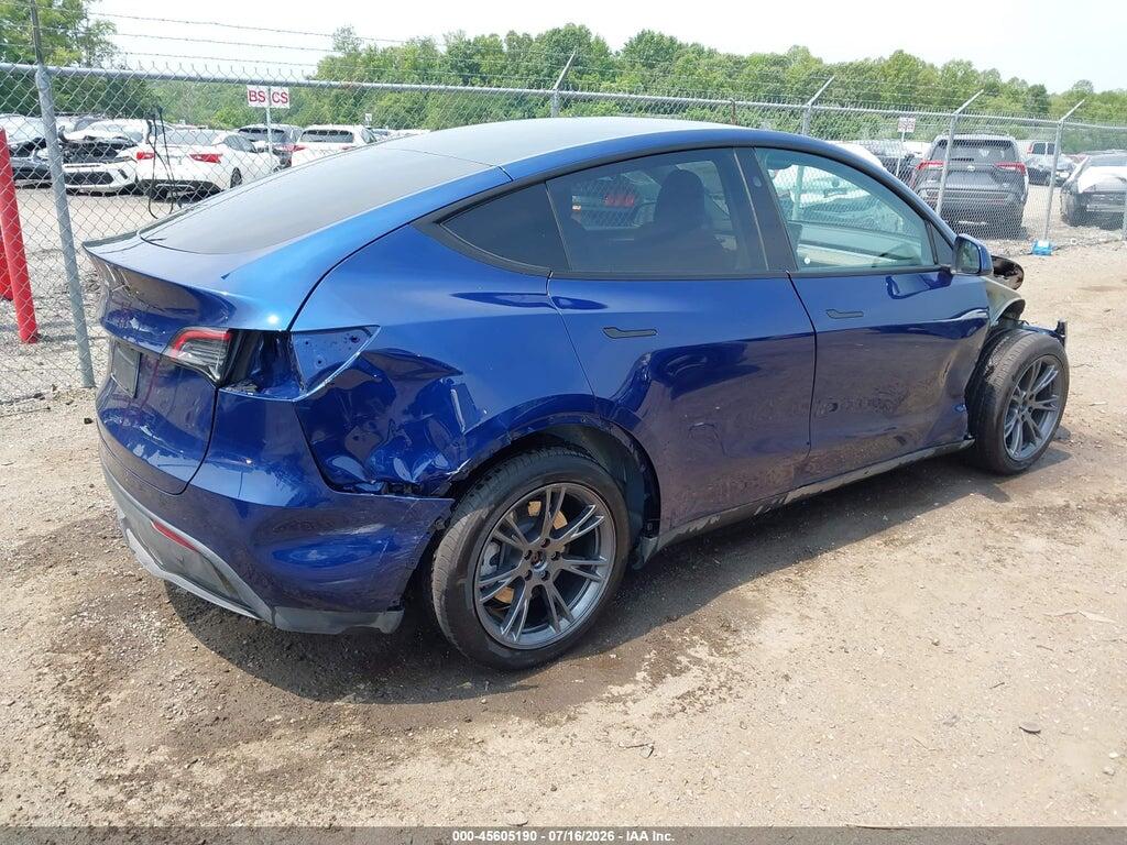 7SAYGDED8RF206301 2024 TESLA MODEL Y photo no. 4