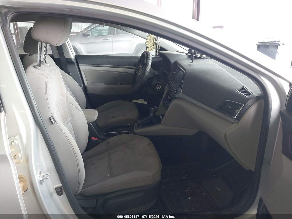 5NPD84LF5JH356675 2018 HYUNDAI ELANTRA photo no. 5