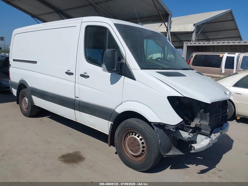 WD3PE7CC1E5832899 2014 MERCEDES-BENZ SPRINTER 2500 photo no. 1