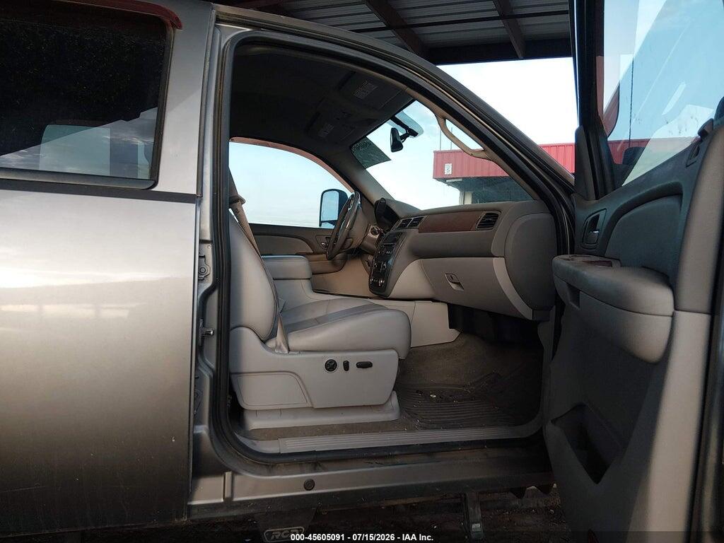 1GTHK23628F155831 2008 GMC SIERRA 2500HD photo no. 5