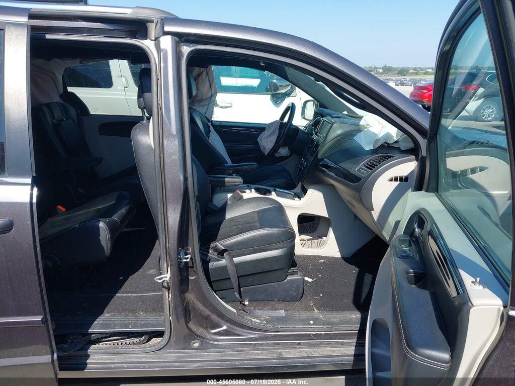 2C4RDGCG6HR575038 2017 DODGE GRAND CARAVAN photo no. 5