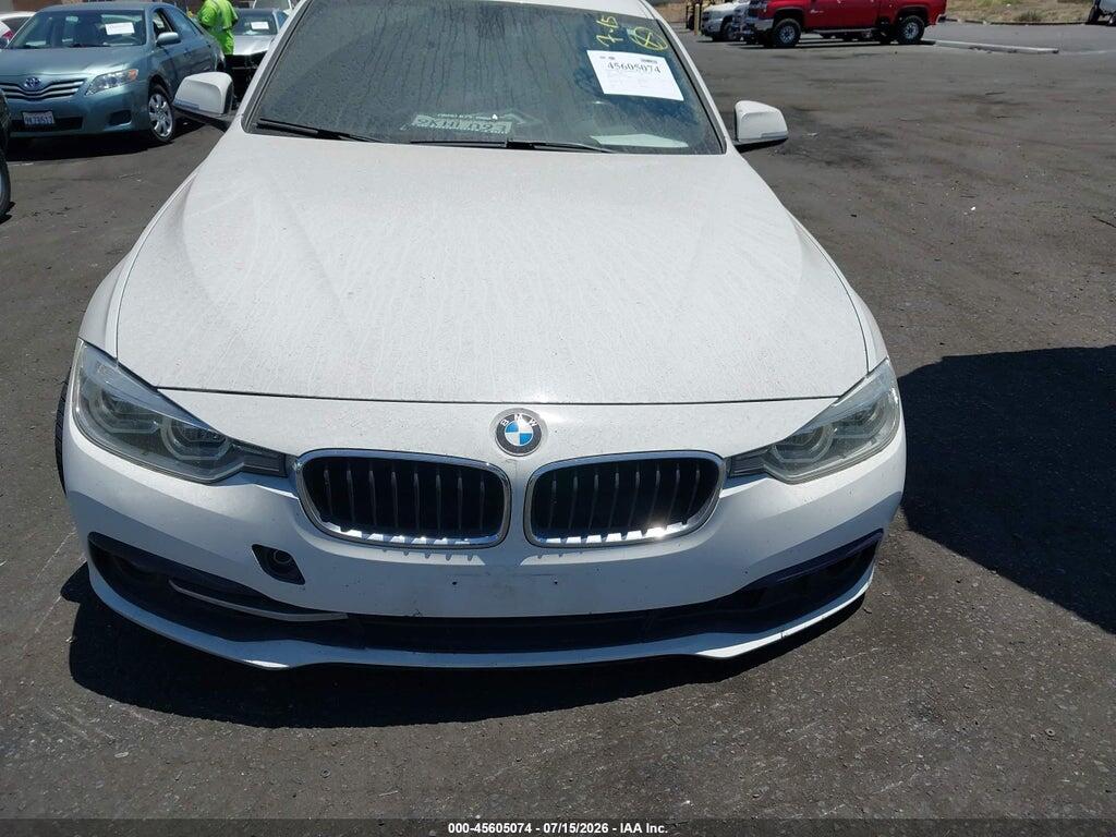 WBA8B9C5XJEE80948 2018 BMW 330I photo no. 11