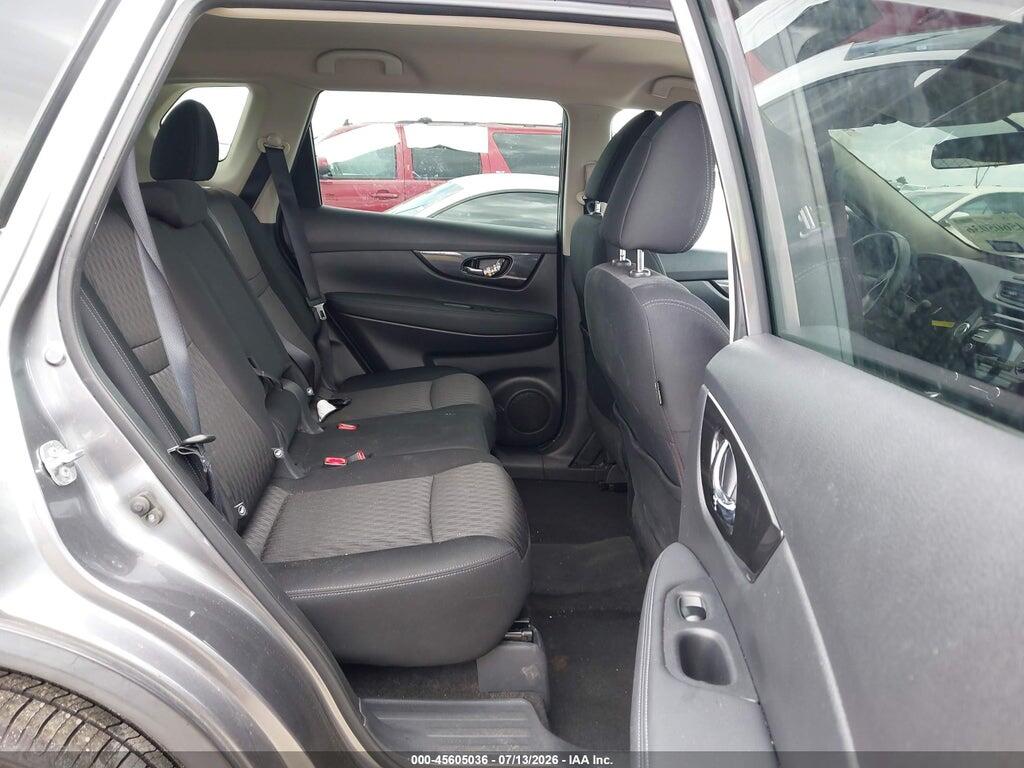 KNMAT2MV2HP591559 2017 NISSAN ROGUE photo no. 8