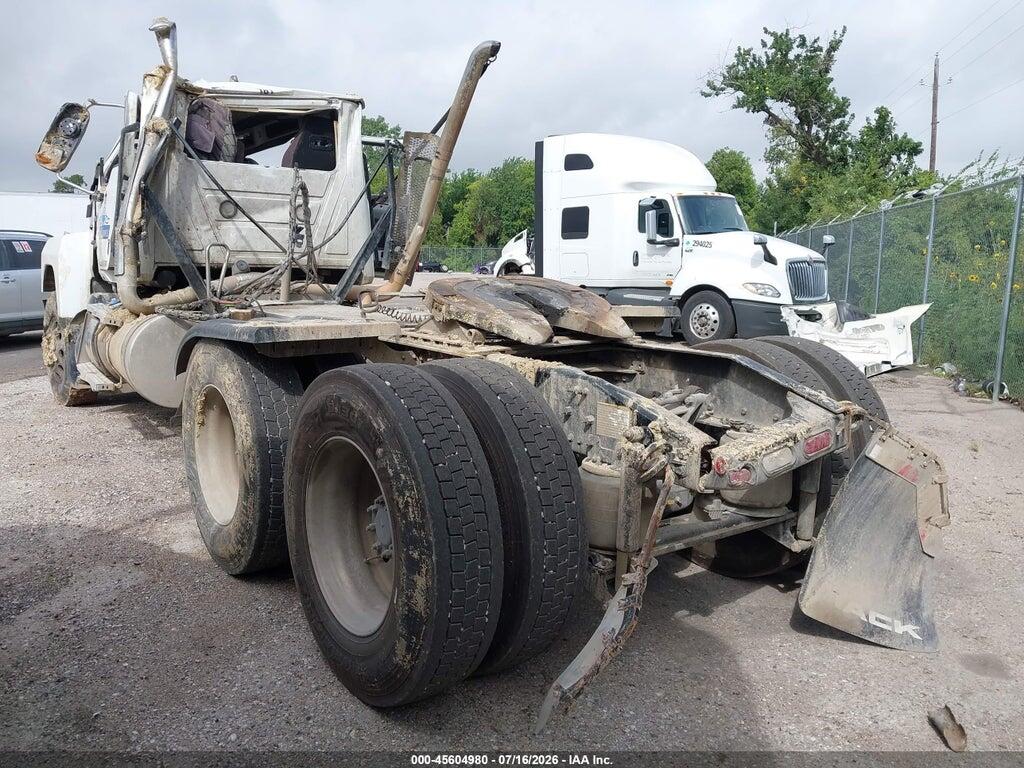1M1PN4GY3SM017180 2025 MACK PINNACLE photo no. 3