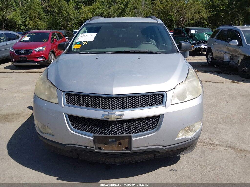1GNKVFED5BJ282780 2011 CHEVROLET TRAVERSE photo no. 12