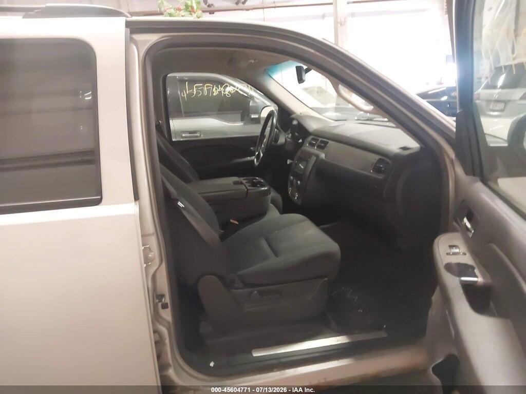 1GNFK13049R179682 2009 CHEVROLET TAHOE photo no. 5