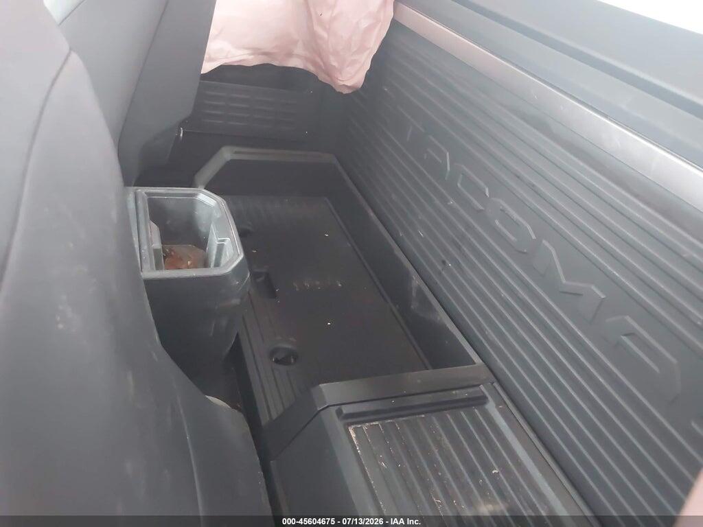 3TYJDAHN1ST028120 2025 TOYOTA TACOMA photo no. 8