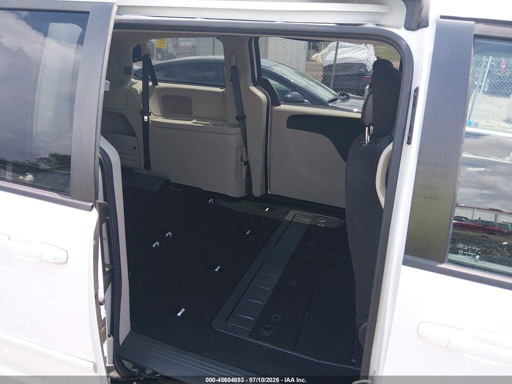 2C4RDGBG8FR563892 2015 DODGE GRAND CARAVAN photo no. 8