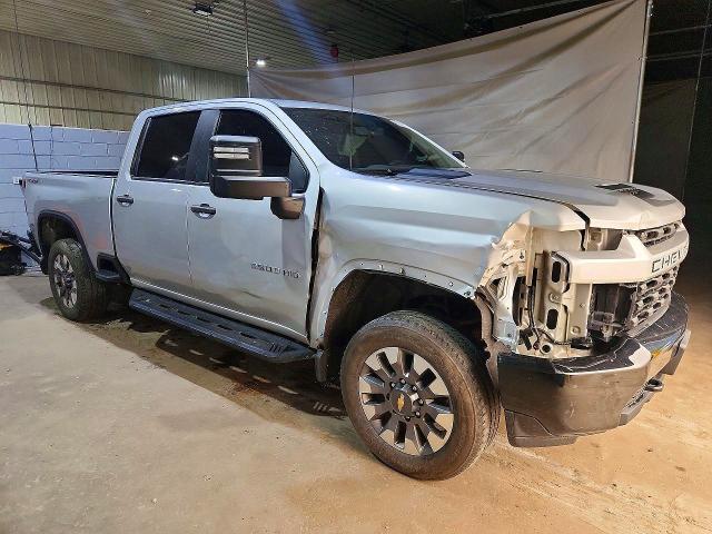2022 CHEVROLET SILVERADO K2500 CUSTOM — Фото 4 из 12