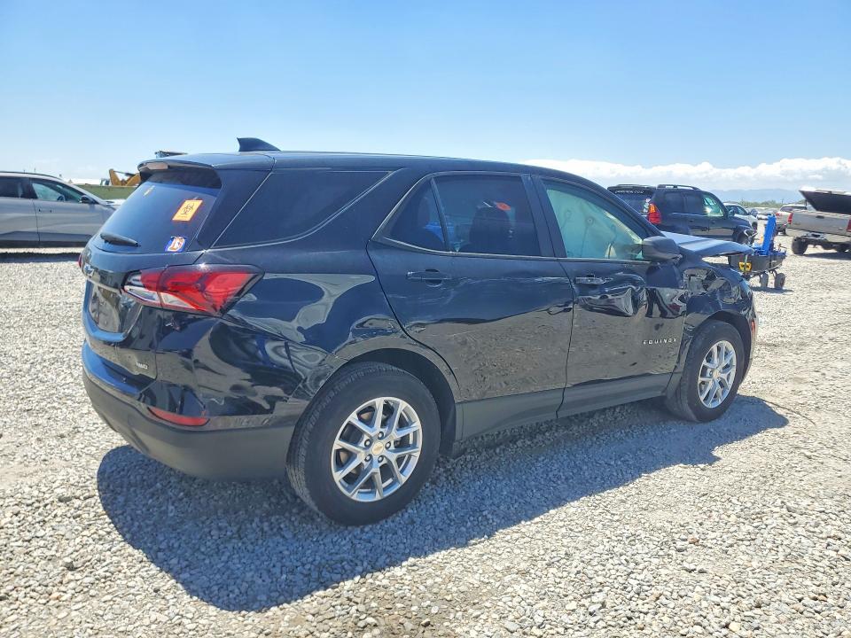 2GNAXSEV9N6117873 2022 CHEVROLET EQUINOX photo no. 3