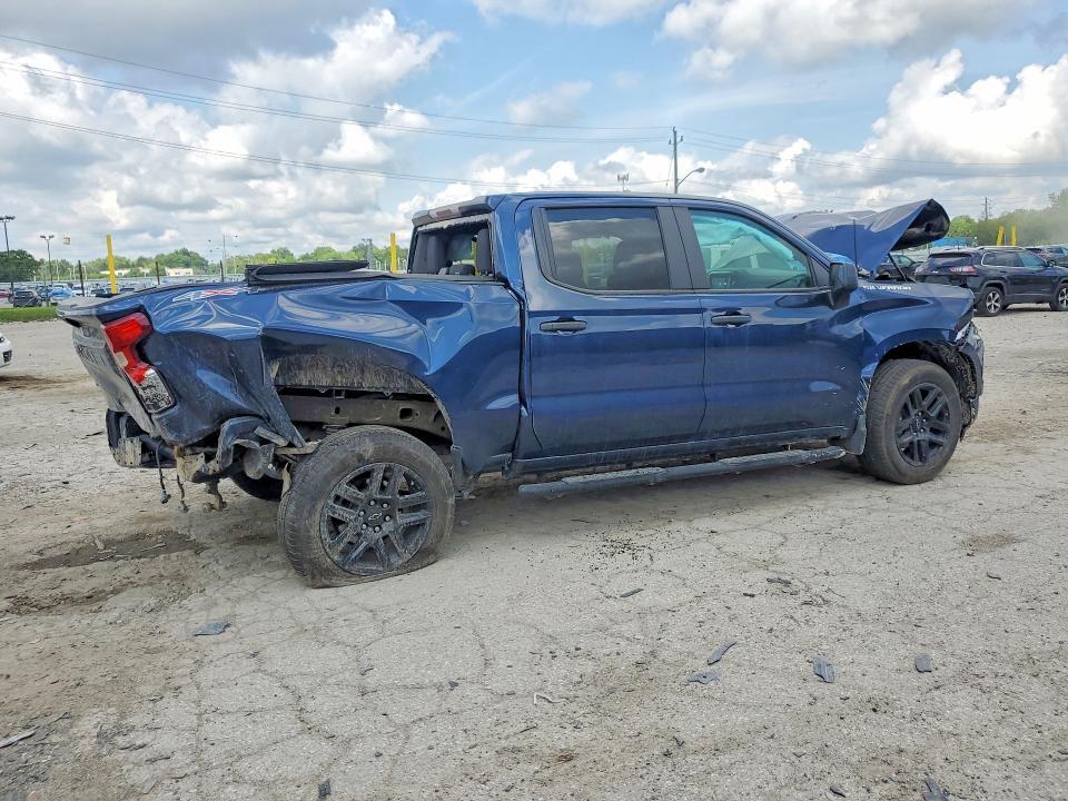 2022 CHEVROLET SILVERADO K1500 CUSTOM — Фото 3 из 13