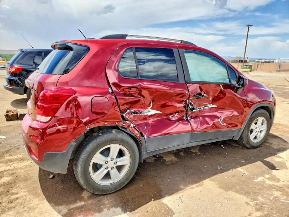 2022 CHEVROLET TRAX 1LT — Фото 3 из 13