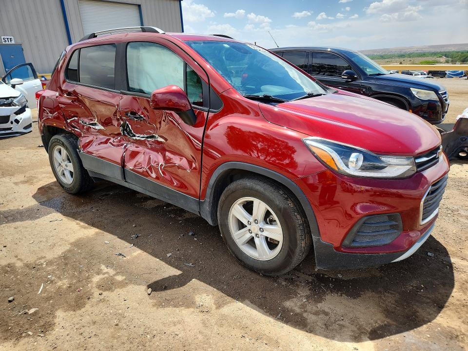 2022 CHEVROLET TRAX 1LT — Фото 4 из 13
