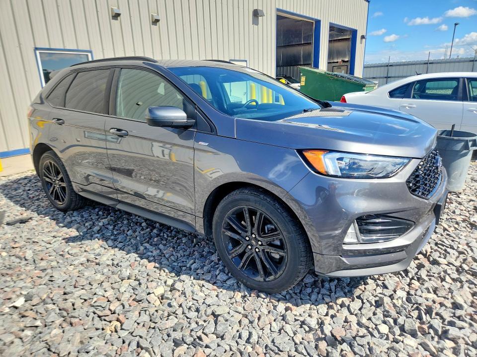 2FMPK4J96NBA59861 2022 FORD EDGE photo no. 4