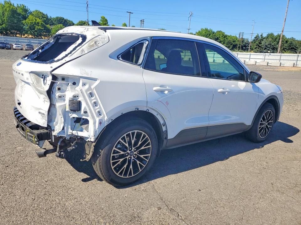 2022 FORD ESCAPE SE — Фото 3 из 12