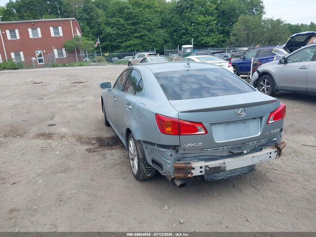JTHCK262795028985 2009 LEXUS IS 250 photo no. 3