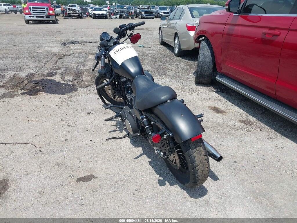 1HD4LE217AC419280 2010 HARLEY-DAVIDSON XL883 photo no. 3