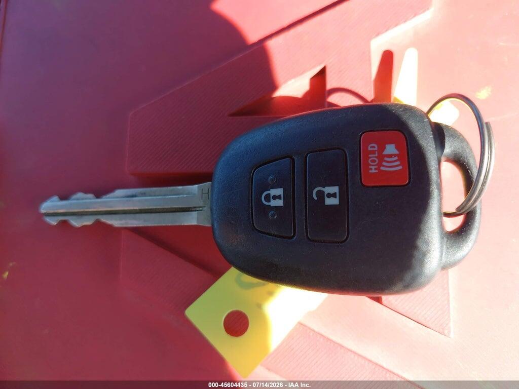 2T3RFREV9FW254132 2015 TOYOTA RAV4 photo no. 11