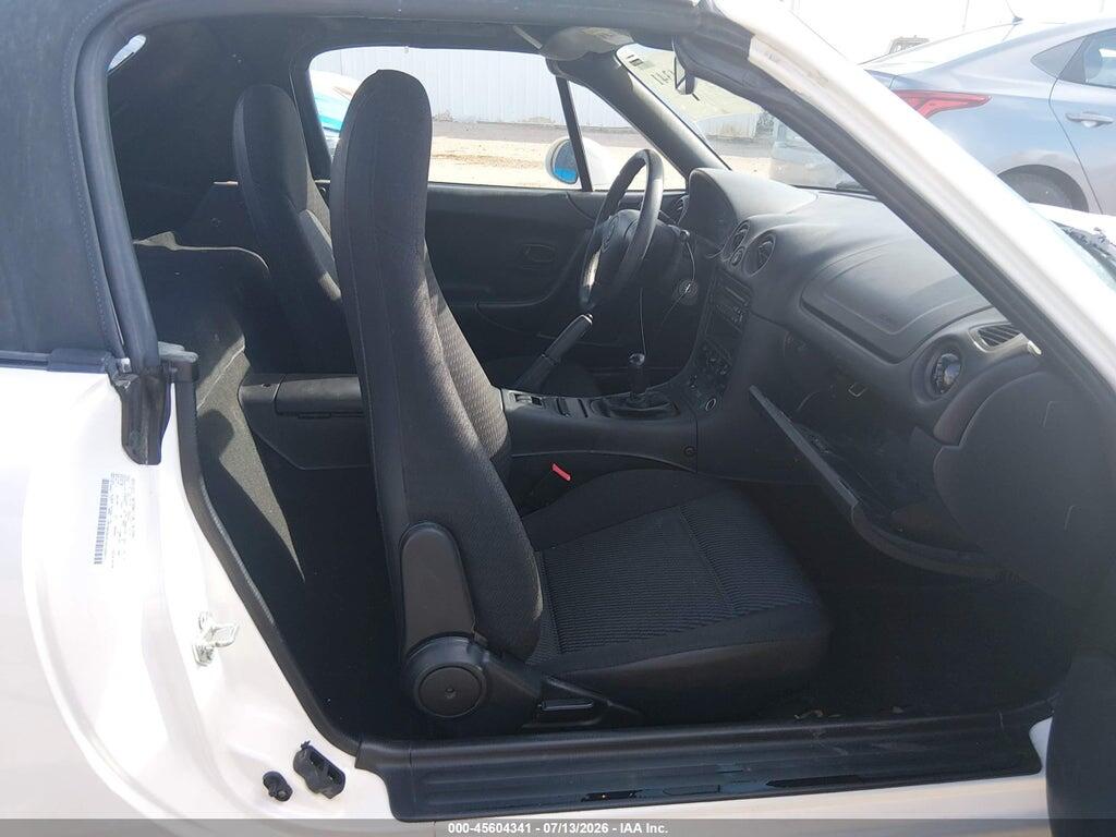 JM1NB3531X0100977 1999 MAZDA MX-5 MIATA photo no. 5