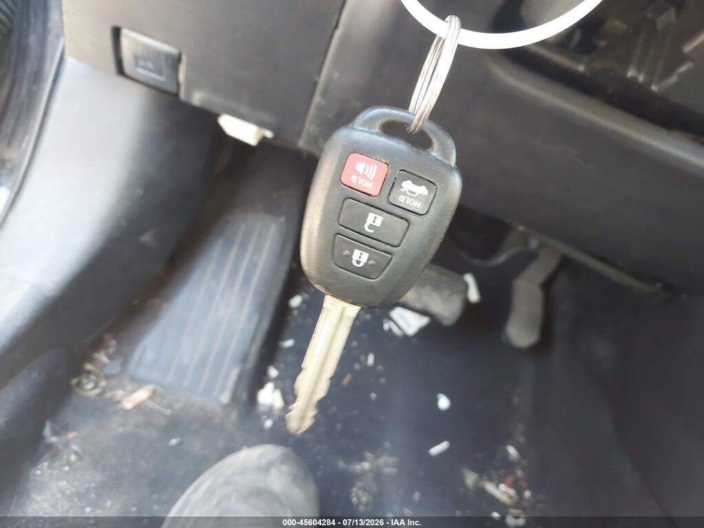 2T1BURHE1EC215028 2014 TOYOTA COROLLA photo no. 11
