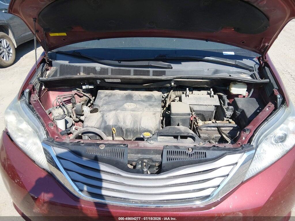 5TDYK3DC6GS741876 2016 TOYOTA SIENNA photo no. 10