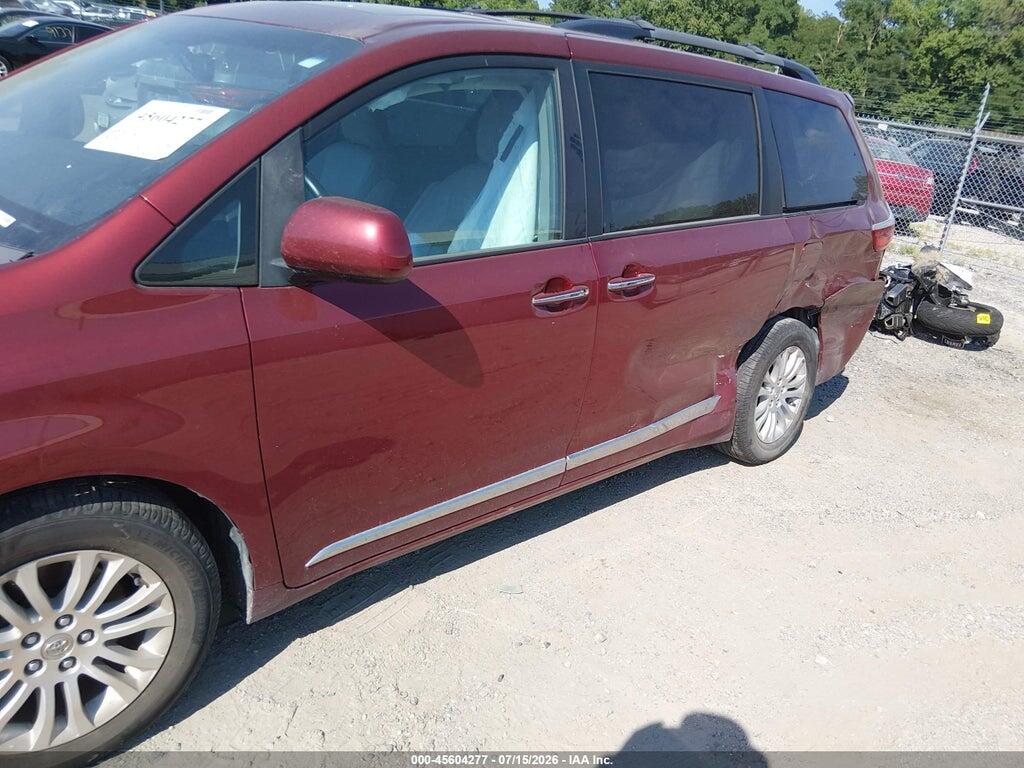5TDYK3DC6GS741876 2016 TOYOTA SIENNA photo no. 6