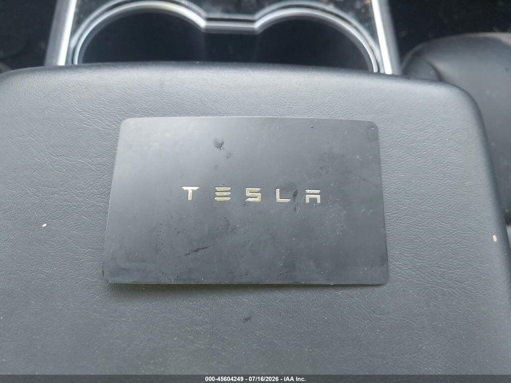 5YJ3E1EBXKF393024 2019 TESLA MODEL 3 photo no. 10