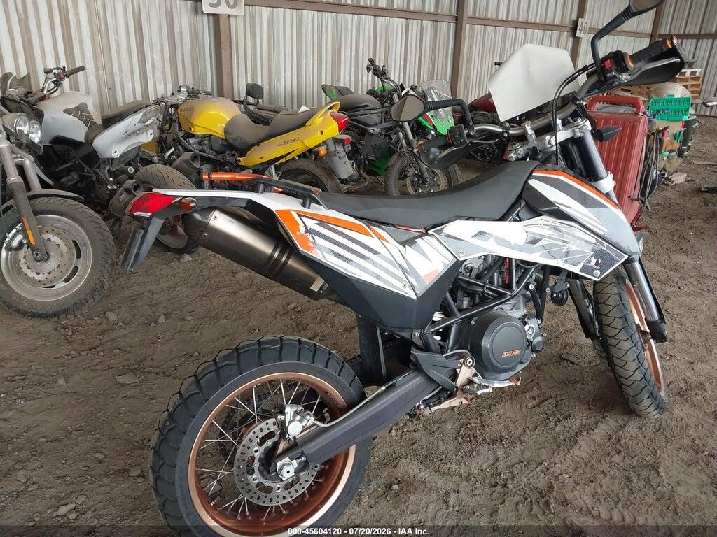 VBKLSS4008M718325 2008 KTM 690 photo no. 4