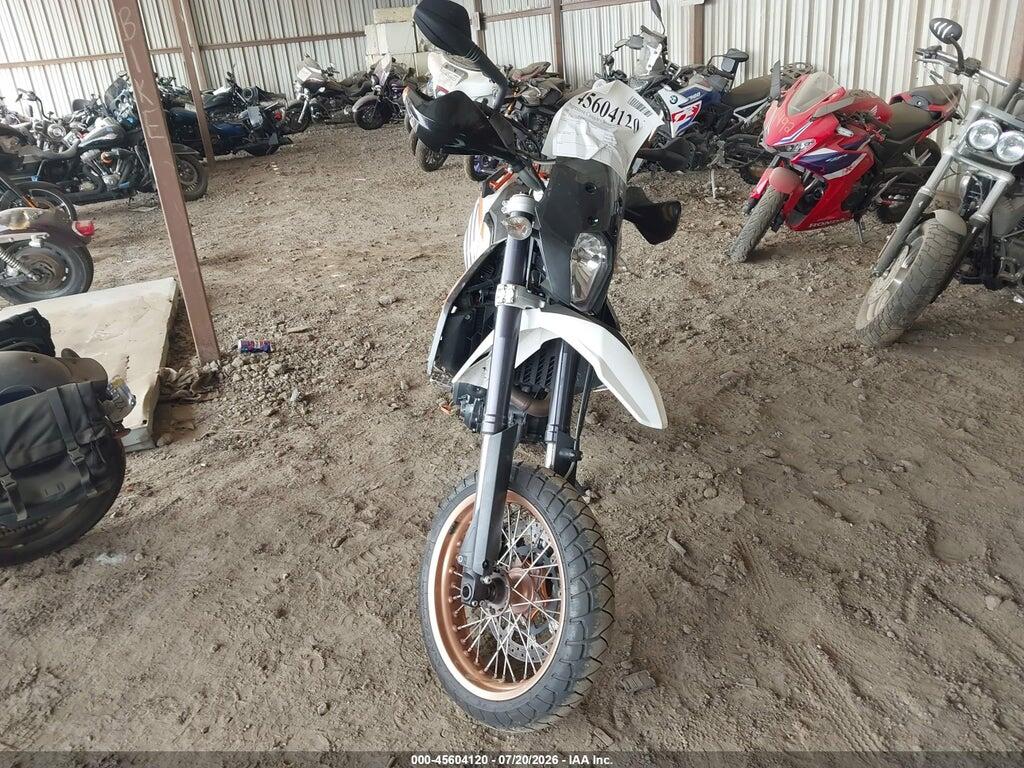 VBKLSS4008M718325 2008 KTM 690 photo no. 5