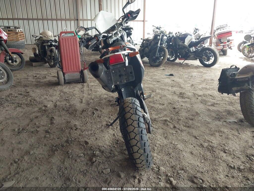 VBKLSS4008M718325 2008 KTM 690 photo no. 6