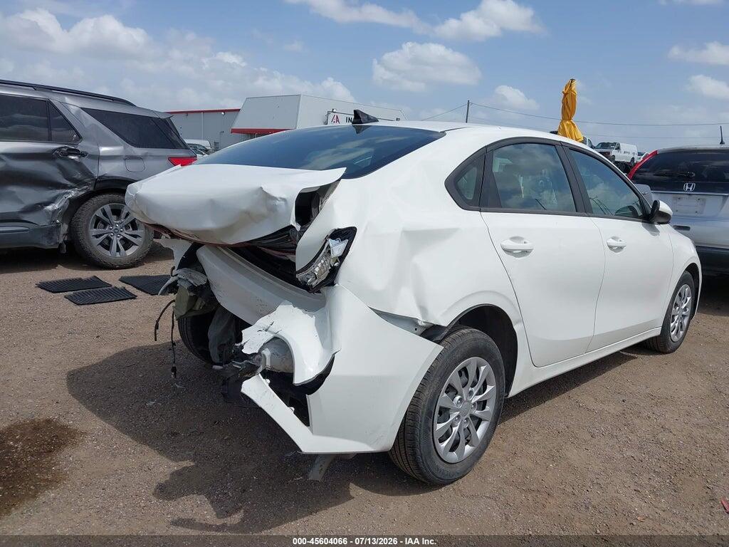 3KPF24AD4RE814850 2024 KIA FORTE photo no. 4