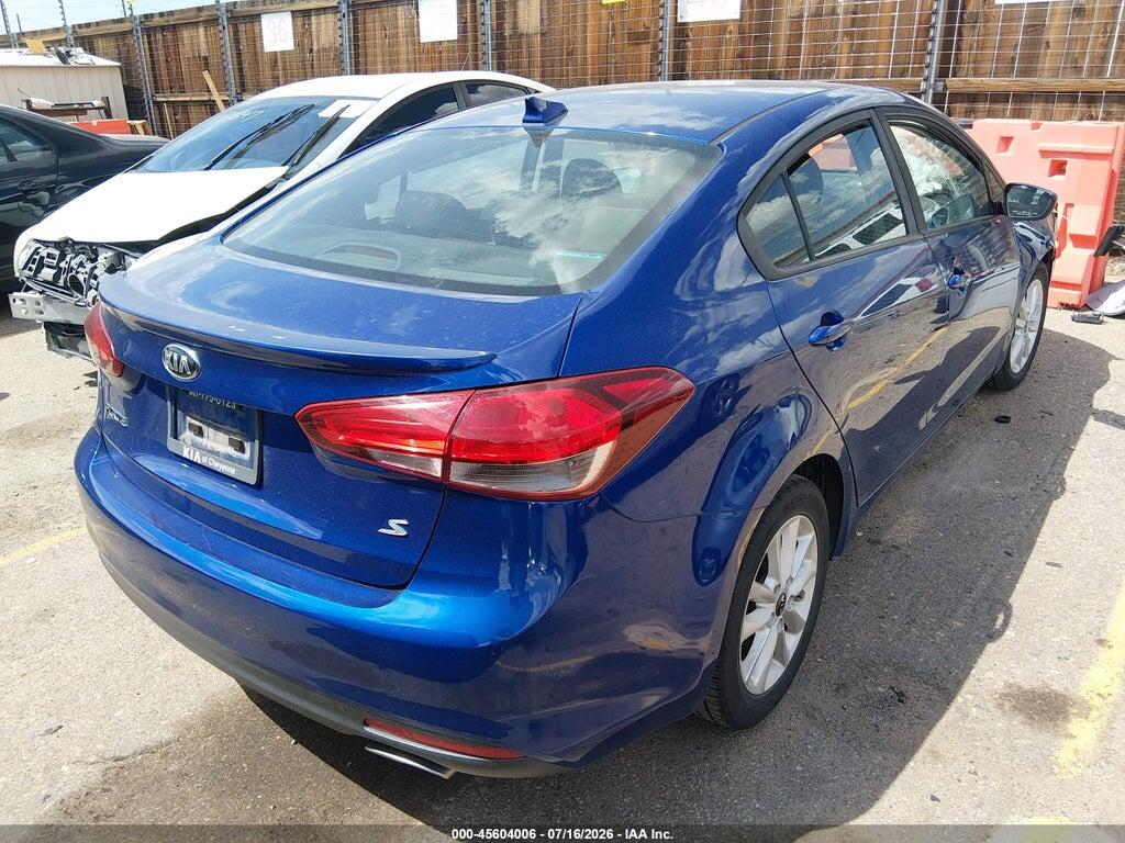 3KPFL4A72HE040619 2017 KIA FORTE photo no. 4