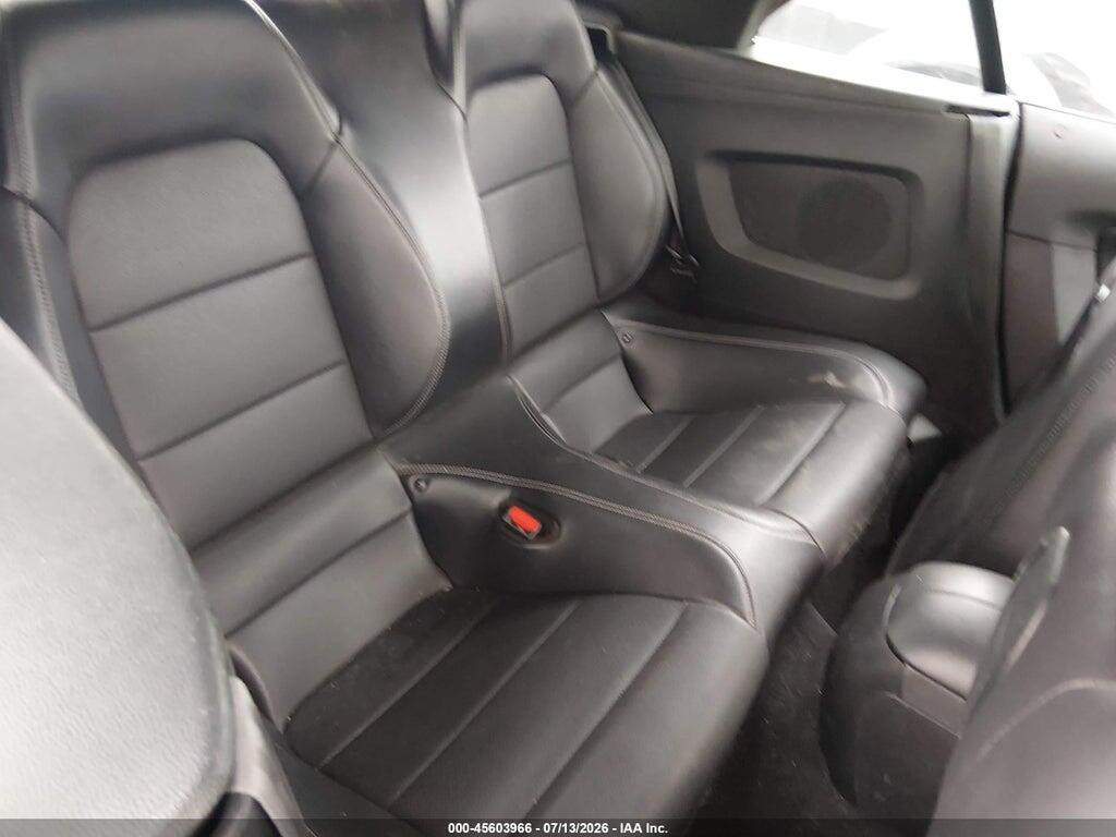 1FATP8UH2P5110011 2023 FORD MUSTANG photo no. 8