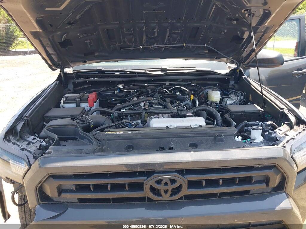 2026 TOYOTA 4RUNNER SR5 — Фото 10 из 16