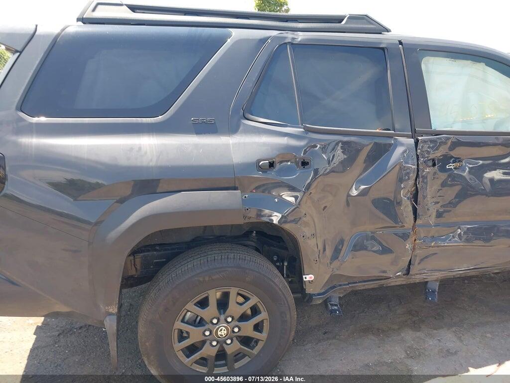 2026 TOYOTA 4RUNNER SR5 — Фото 6 из 16