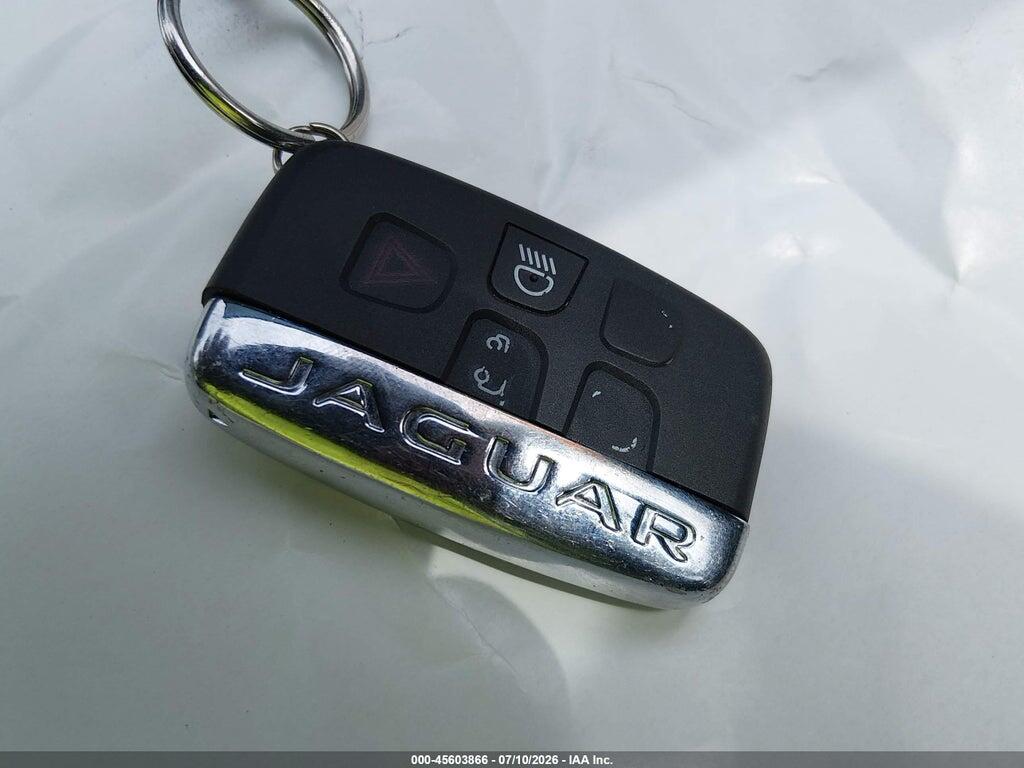 SADCJ2BV4HA883531 2017 JAGUAR F-PACE photo no. 11